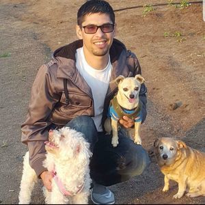 Meet your Posher, Santos